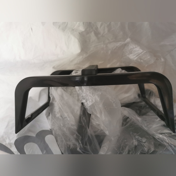 *2 FOR $30* Tupperware Carry All Handles - Picture 2 of 2